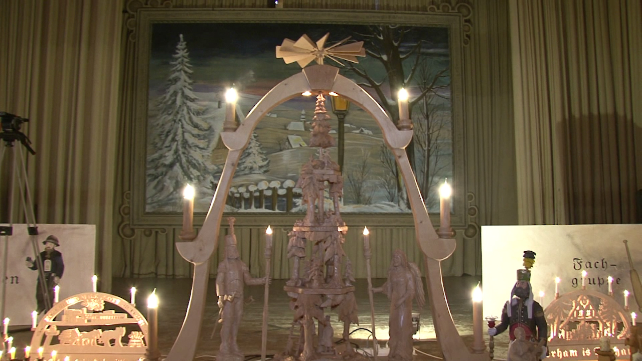 MEgional mit der Schnitz- und Klöppelausstellung in Großolbersdorf MEgional mit der Schnitz- und Klöppelausstellung in Großolbersdorf